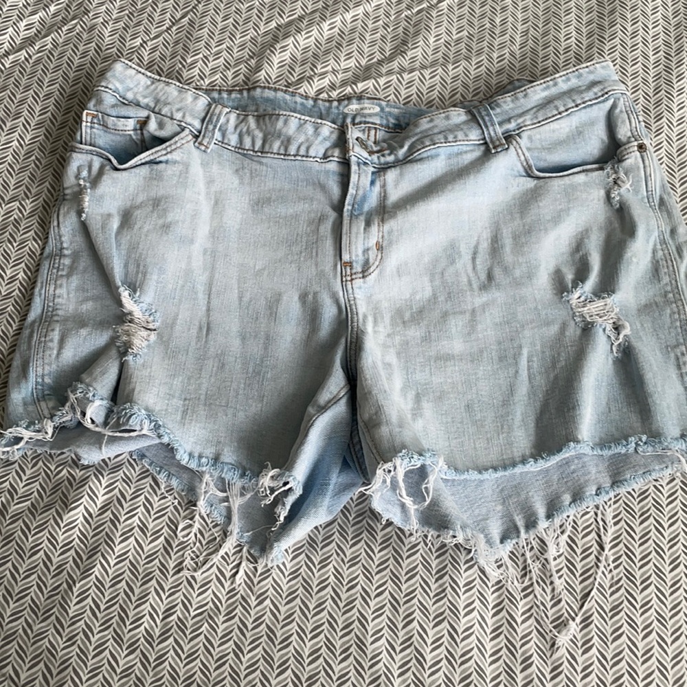 Boyfriend jean shorts